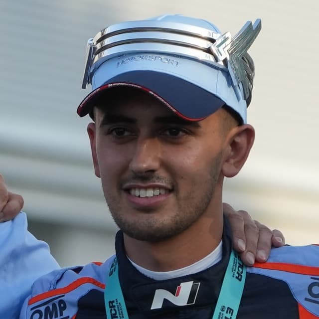 Photo of Mikel Azcona